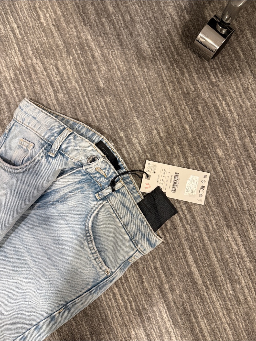 Zara Light Blue Wide-Leg Jeans - Picture 3 of 3